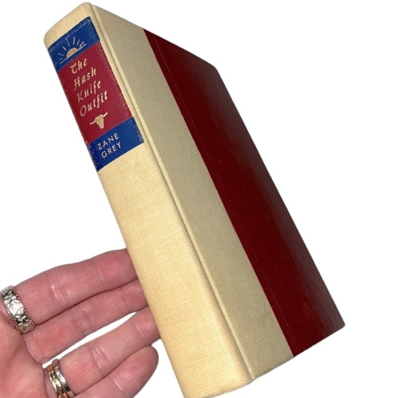 THE HASH KNIFE OUTFIT BY ZANE GREY VINTAGE CLOTH HARDCOVER BOOK 1961 - Picture 1 of 16